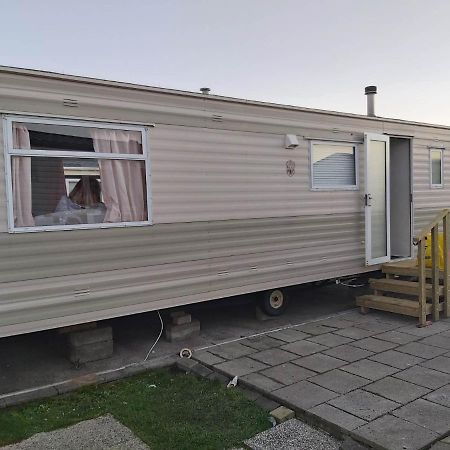 Caravan 2 Bedroom - New Camping Ideal De Haan Bagian luar foto