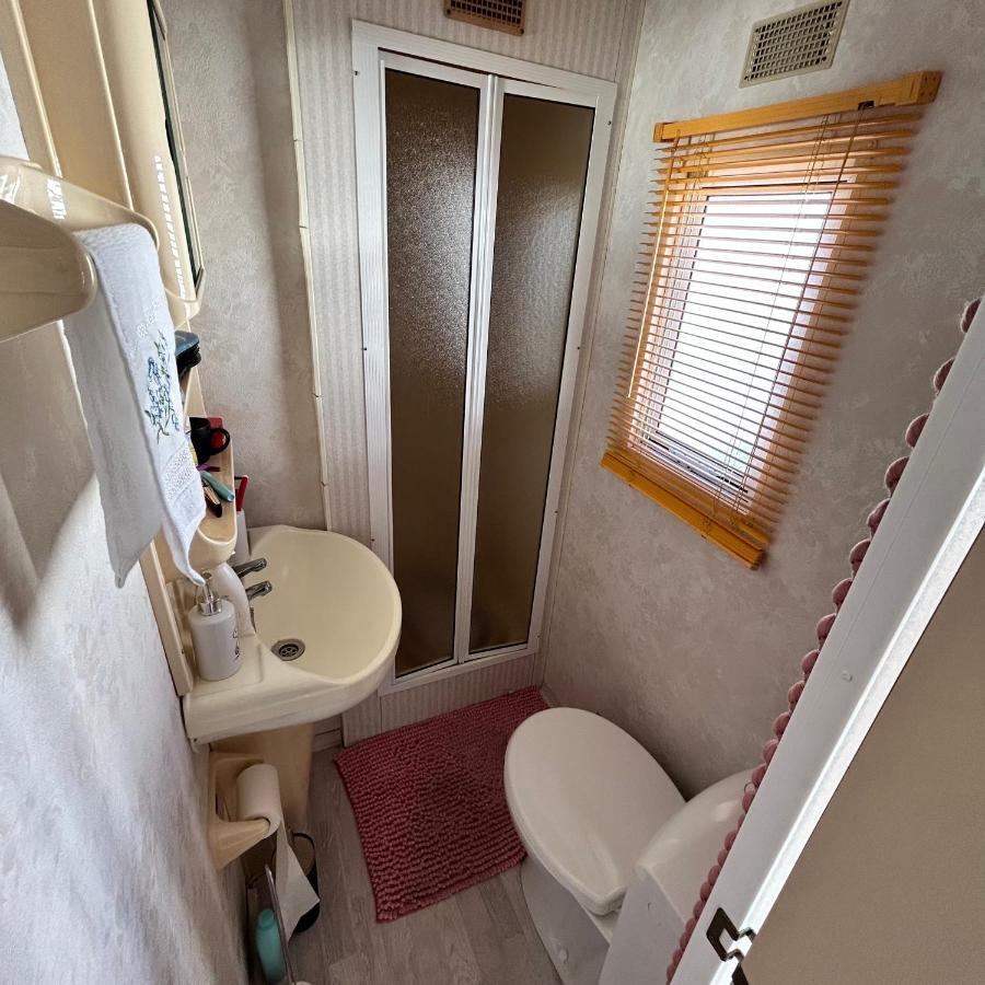 Caravan 2 Bedroom - New Camping Ideal De Haan Bagian luar foto